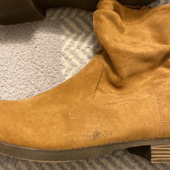 Lane Bryant slouchy ankle boots - Picture 2 of 2